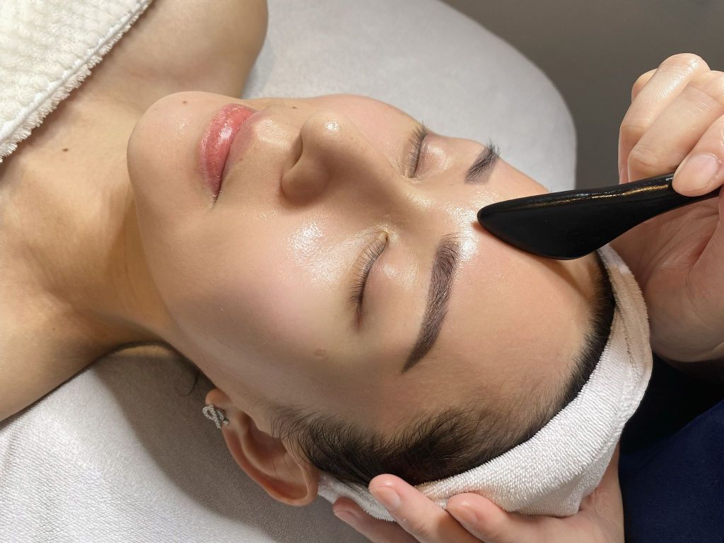 Age Reversal Eye Treatment at MSkin